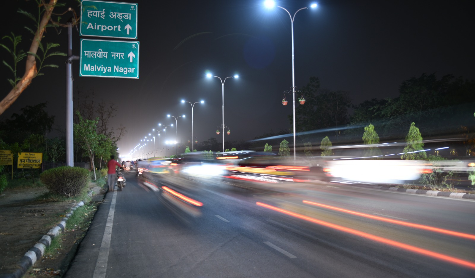 LED street lighting on Jaipur roads at night – smart city project by SB Square Projects LLP